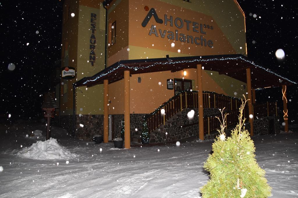Hotel Avalanche Štôla Exteriér fotografie